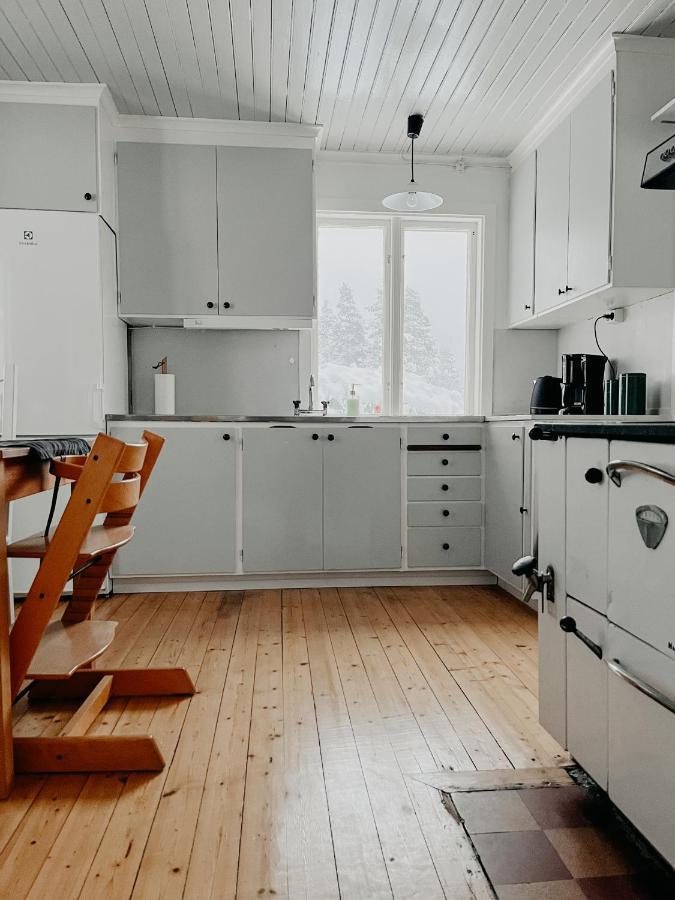 Charming House With Wood Stove Near Lake Virserum Екстериор снимка